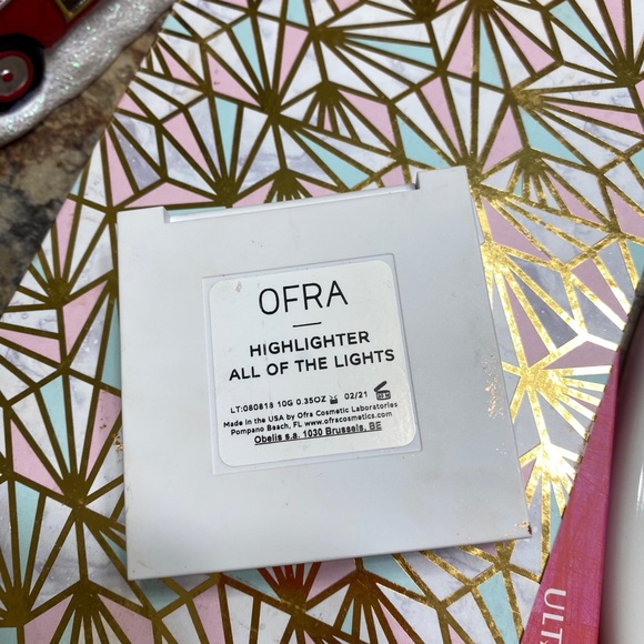 OFRA All of the Lights Highlighter - Picture 3 of 3